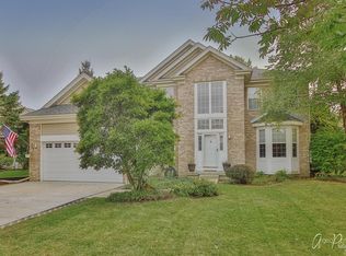 1005 Park Ave, Lake Villa, IL 60046