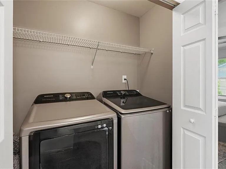 6720 Stoneleigh Way #9 — Photo 19