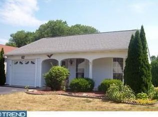 62 Finchley Ct, Southampton, NJ 08088