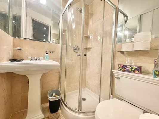 Rented by Century 21 Premier  | media 14