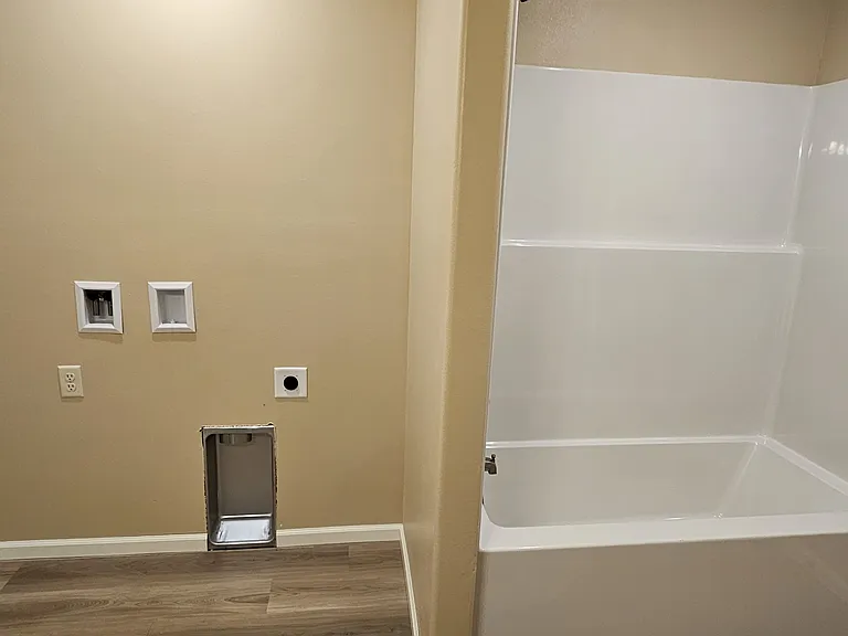 443 Neel St #103 — Photo 11