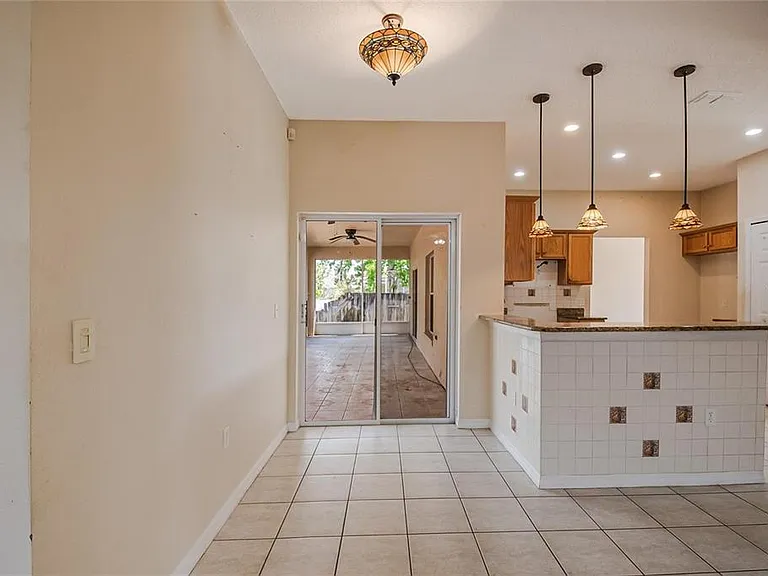 603 Pinehurst Ct — Photo 25