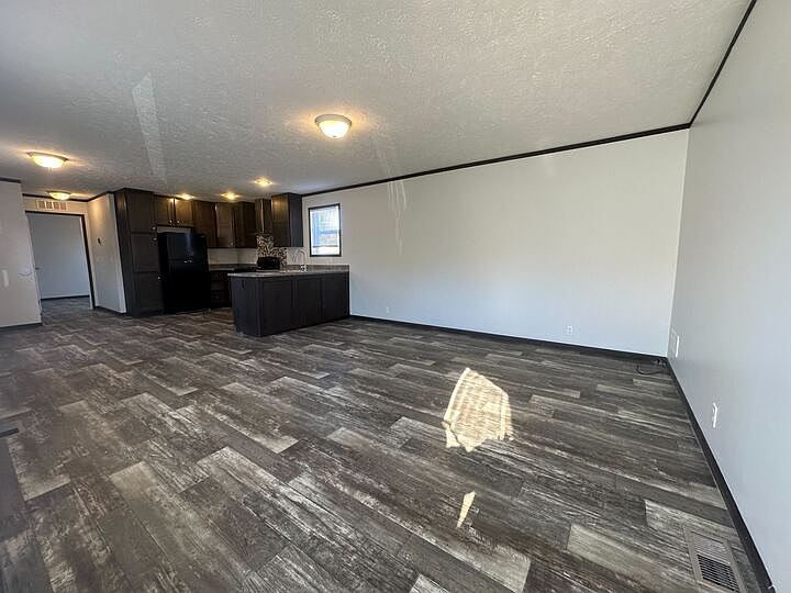 1st image of 47 Bluebird Hill Dr #155