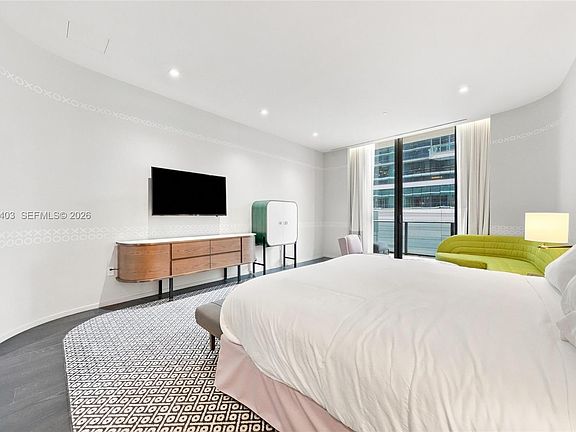 5th image of 801 S Miami Ave #610