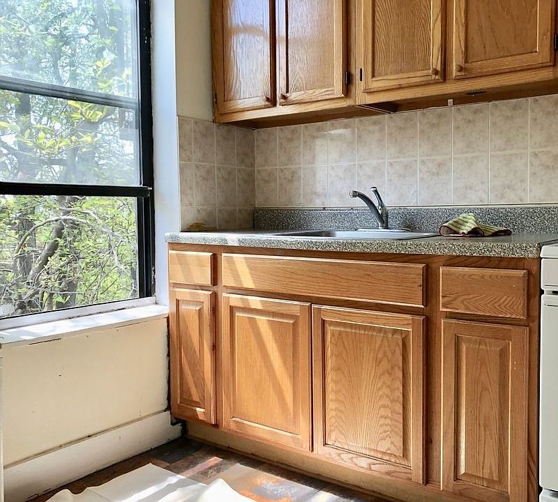 1st image of 342 Greene Ave APT 2