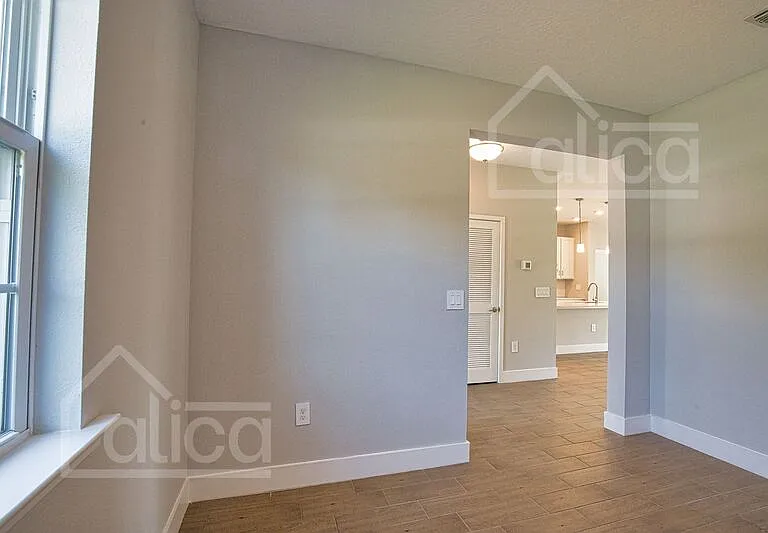 1610 Rada Ln — Photo 8