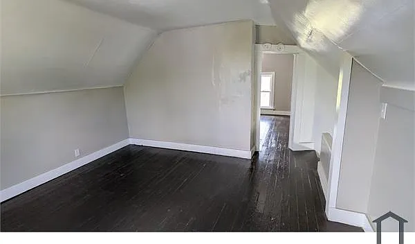 163 Russell Ave — Photo 7