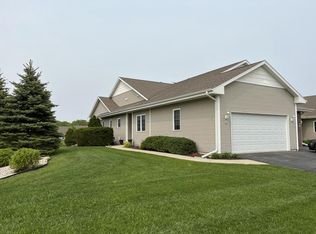 302 Amber Dr, Whitewater, WI 53190