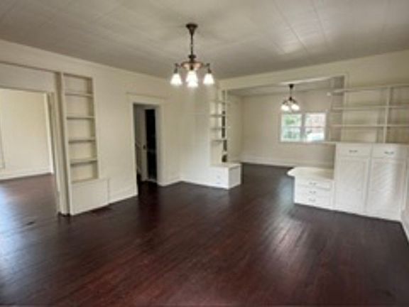3rd image of 208 N River Rd