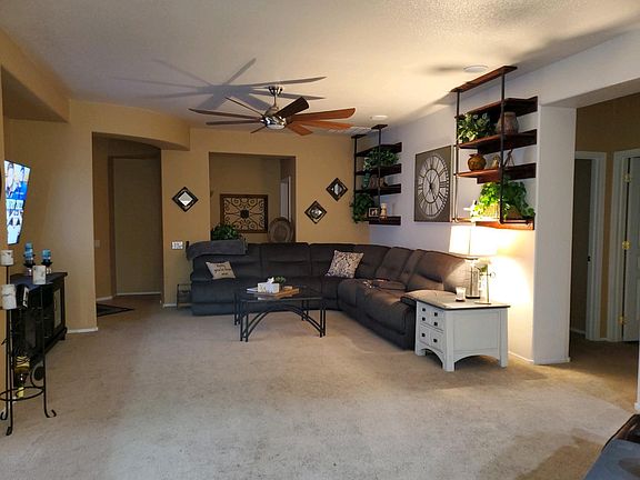 5th image of 885 E Bellerive Pl