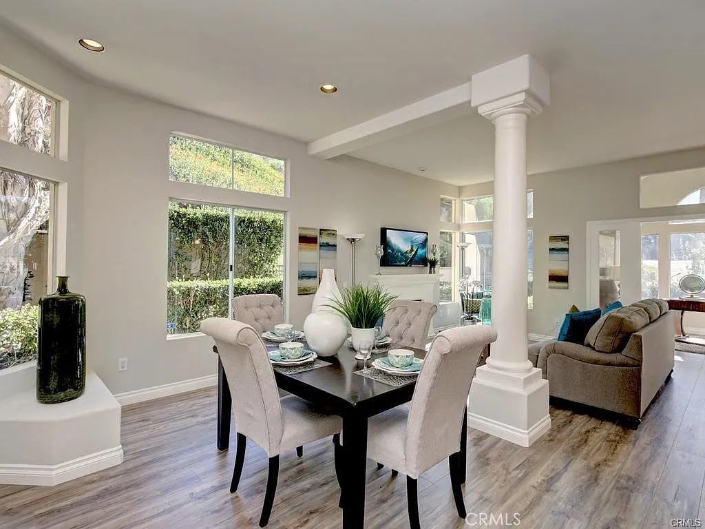 2 bed, 1510 sqft, $4,500 — Photo 3