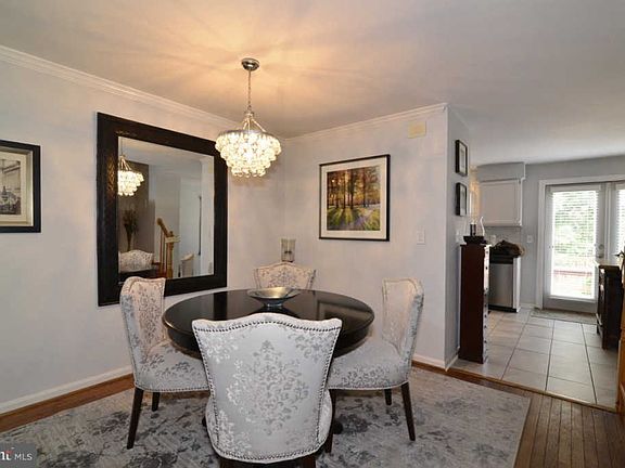 4th image of 7821 Colonial Springs Blvd