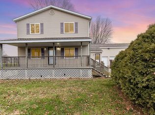 2951 N Huron Rd, Pinconning, MI 48650
