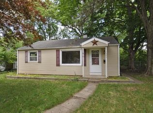 1325 Joyce Dr, South Bend, IN 46616