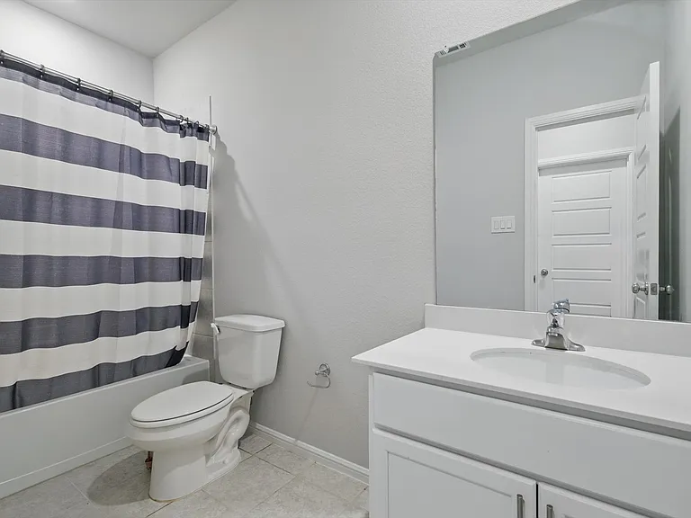 8937 Lantana Meadow Dr — Photo 13