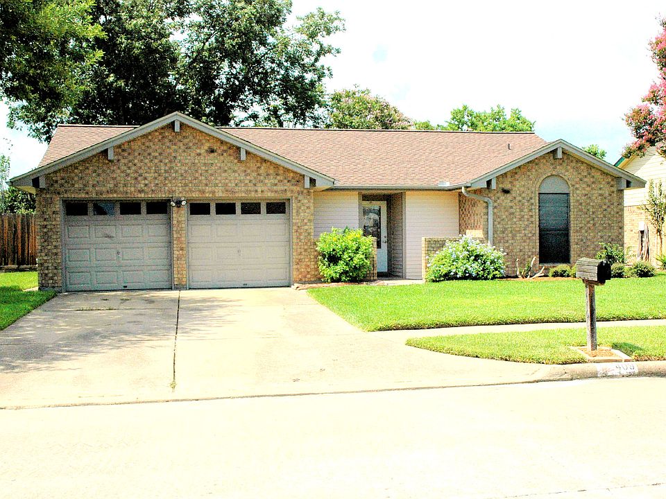 1st image of 409 Strey Ct
