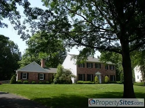 66 Pebble Valley Dr photo 1