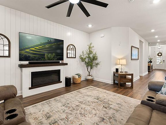 5th image of 16974 CEDAR VALLEY CIRCLE