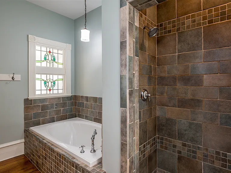 765 Woodland Ave SE — Photo 34