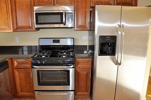 5th image of 216 Northridge Ave