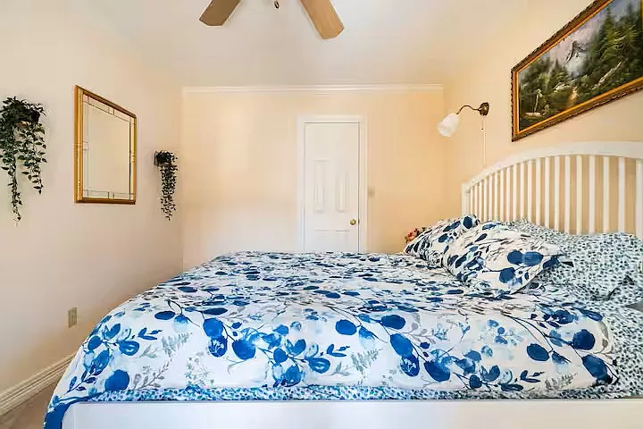 4401 Holt St #1 — Photo 15