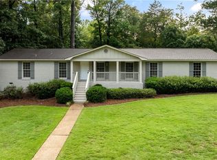 1636 Woodridge Rd, Tuscaloosa, AL 35406