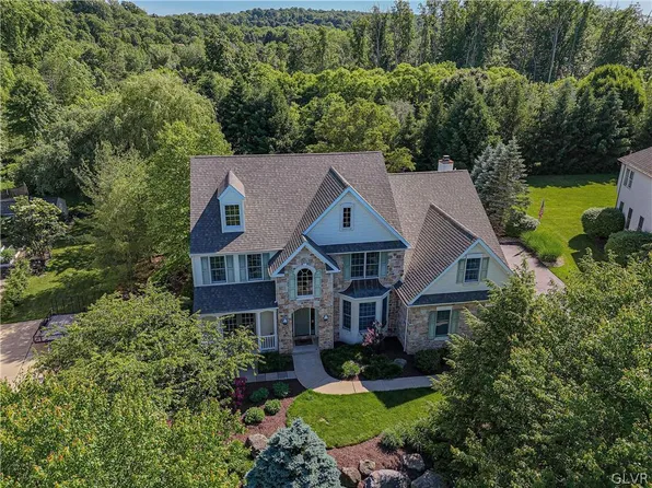 6255 Whitetail Dr, Coopersburg, PA 18036