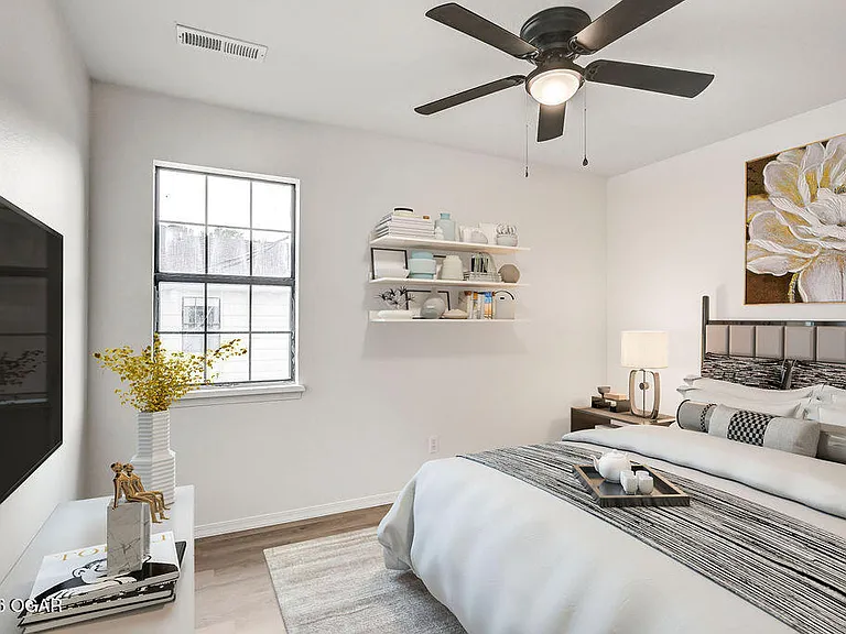 1007 S Saint Louis Ave #7B — Photo 14