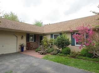 3 Leslie Pl, Newtown, PA 18940