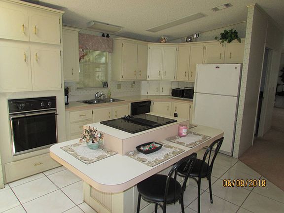 5th image of 10208 King Oak Dr