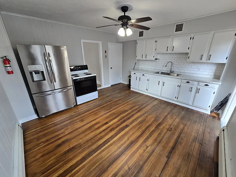 1019 Victory Hwy #1019 — Photo 4