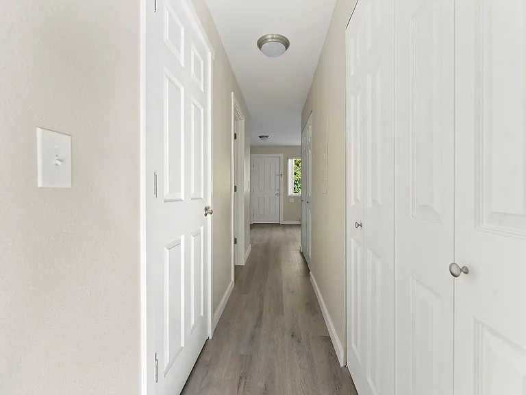 Brittany House Apartments — Photo 63