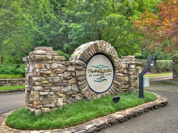 136 Whispering Ridge Ct, Ellijay, GA 30540