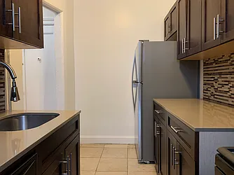 Rented by Hillel Realty Group