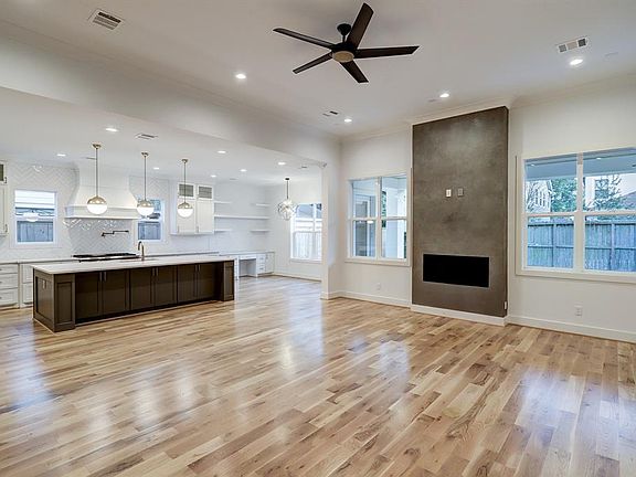 5th image of 1336 Althea Dr