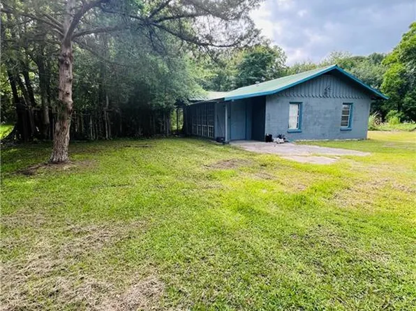 13930 S Sprinkle Ave, Bayou La Batre, AL 36509