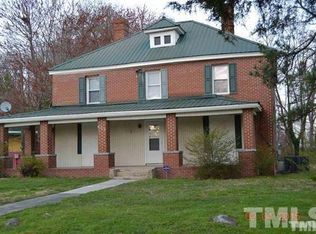 808 Durham Rd, Roxboro, NC 27573