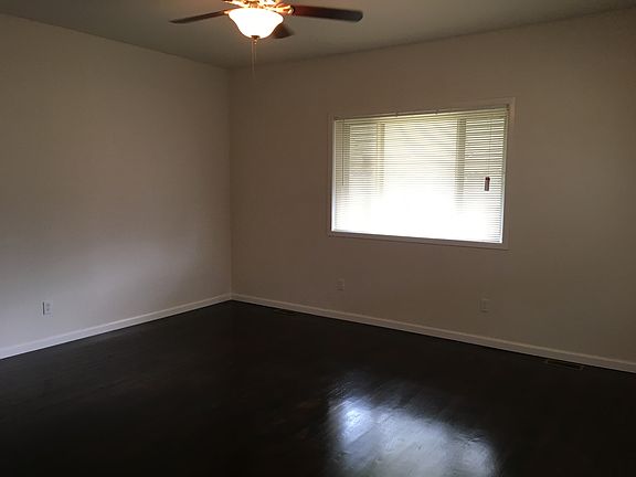 4th image of 8407 Alaska Ave