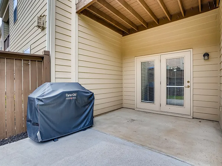 2544 Josselyn Ln SE — Photo 37