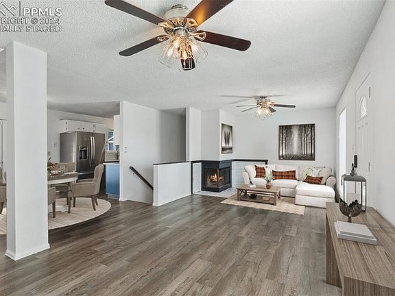 2nd image of 1450 Chippewa Ct
