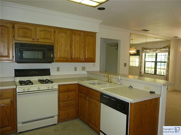 5th image of 1677 Kimberly Dawn Dr