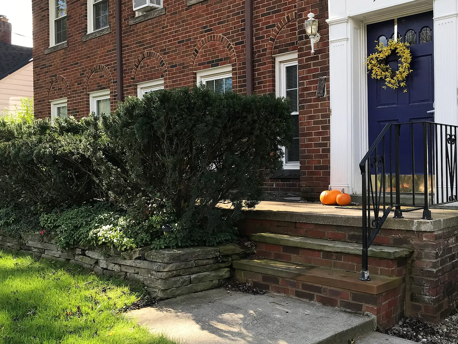 2 bed, 1100 sqft, $1,400 — Photo 2