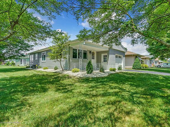 4th image of 1 Chateux Ln