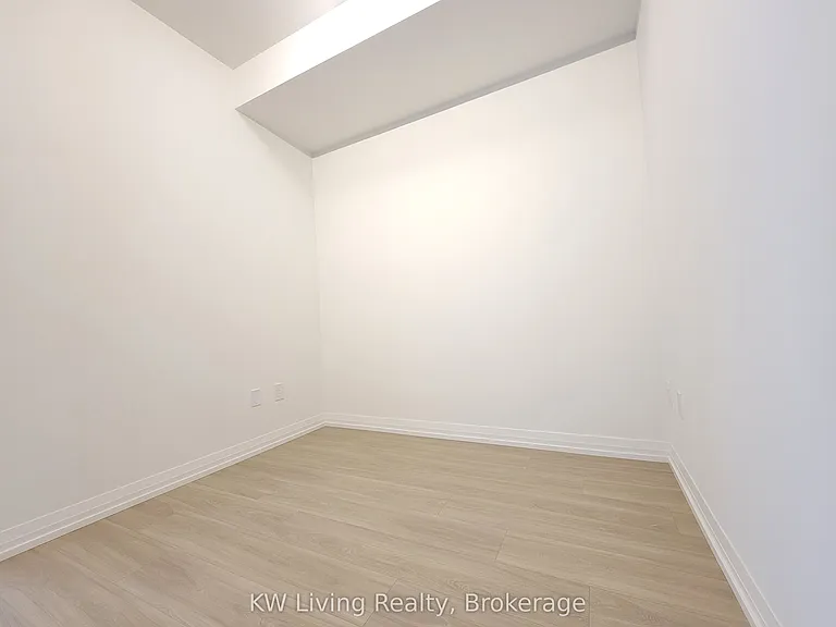 28 Widmer St #4522 — Photo 6