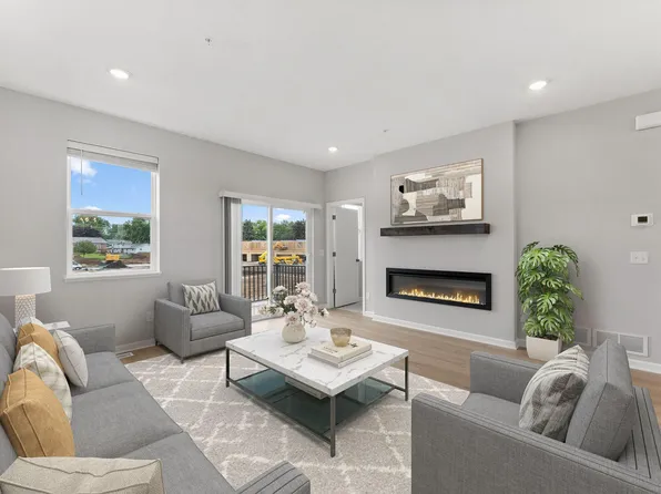 1521 Traverse Ln, West Saint Paul, MN 55118