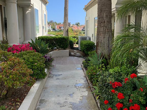 Entry way. Condo is on the right