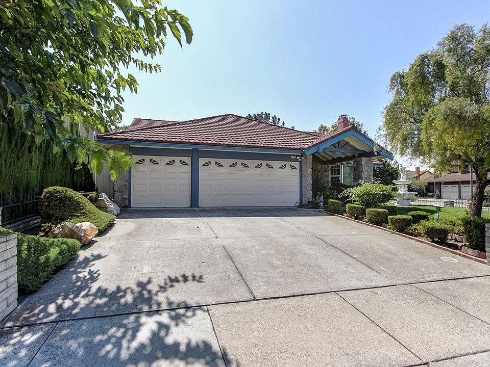 1st image of 2754 Eversole Dr