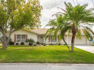 4104 Headsail Dr, New Port Richey, FL 34652