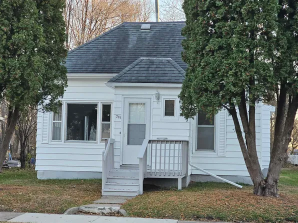 307 Center St, Waterloo, IA 50703