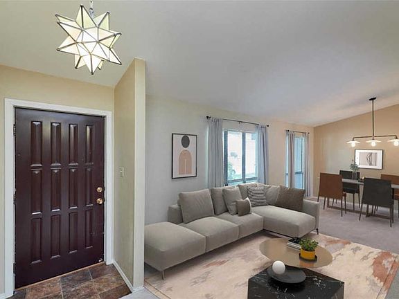 4th image of 34 Gateswood Dr